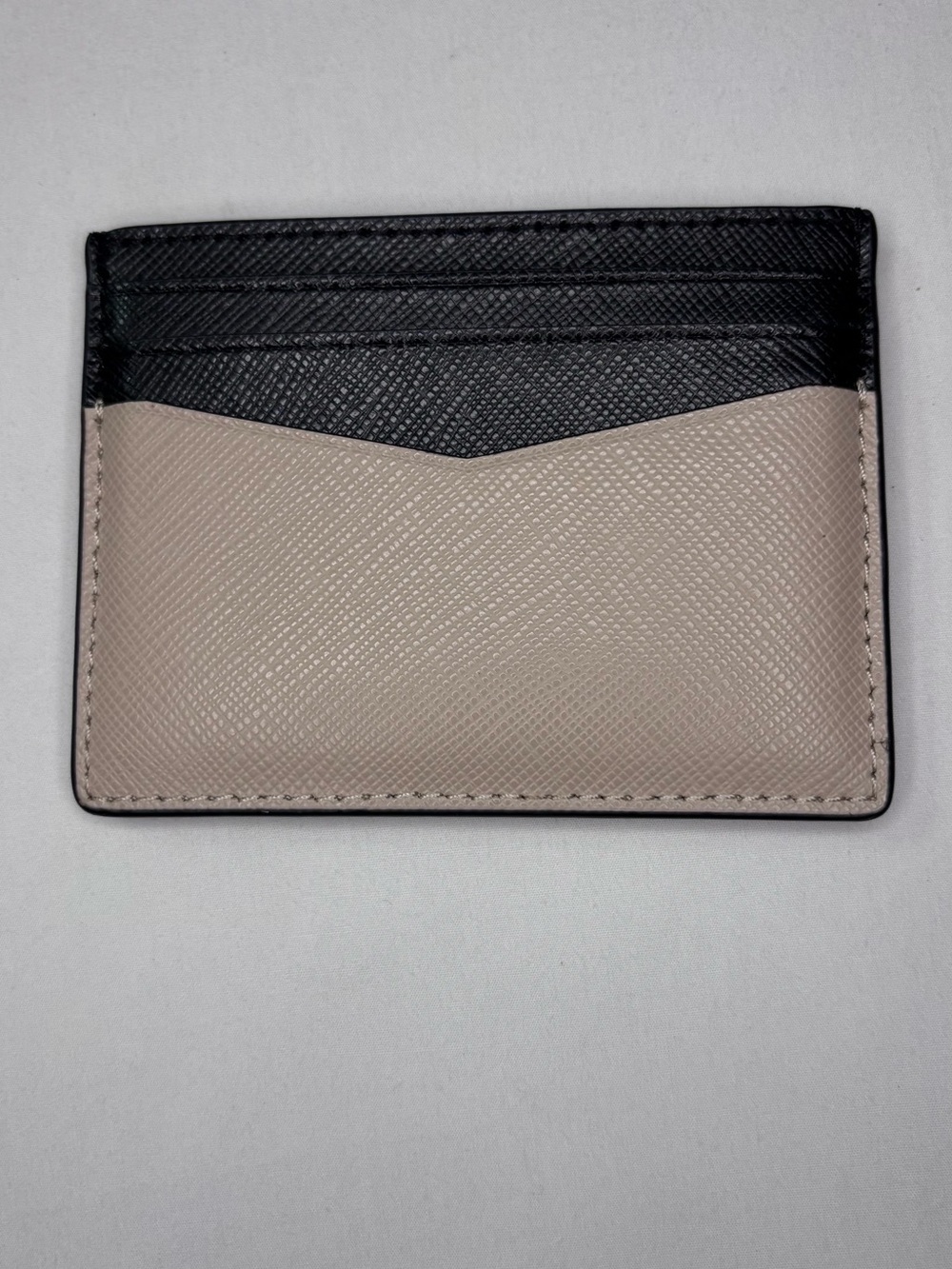kate spade Black and Beige Two-Tone Leather Cardholder - Picture 3 of 6
